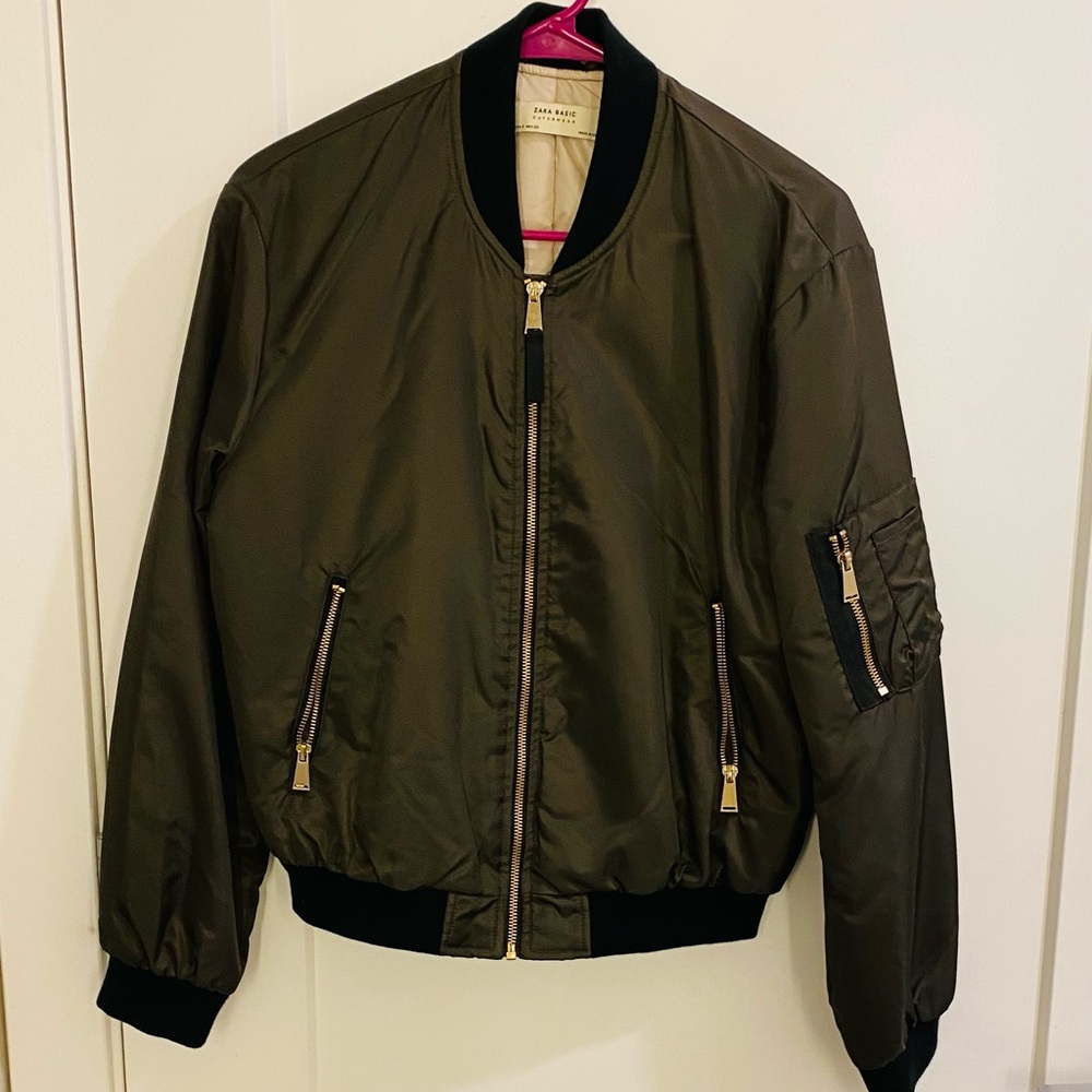 Never been worn Zara bomber jacket size S